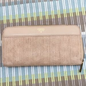 Fossil zipper wallet